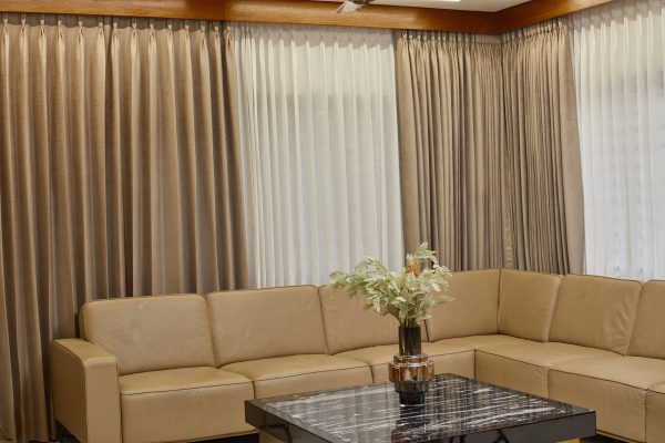 Curtain - Image 6